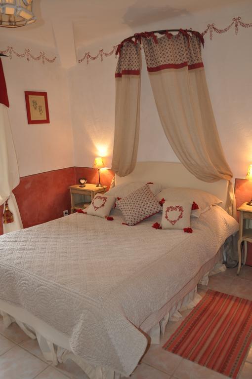 La Ribeyrette Bed and Breakfast Chamborigaud Værelse billede