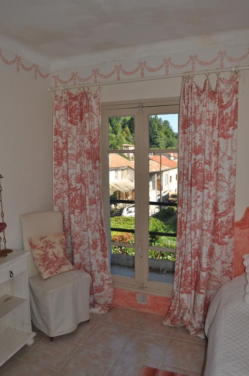 La Ribeyrette Bed and Breakfast Chamborigaud Værelse billede
